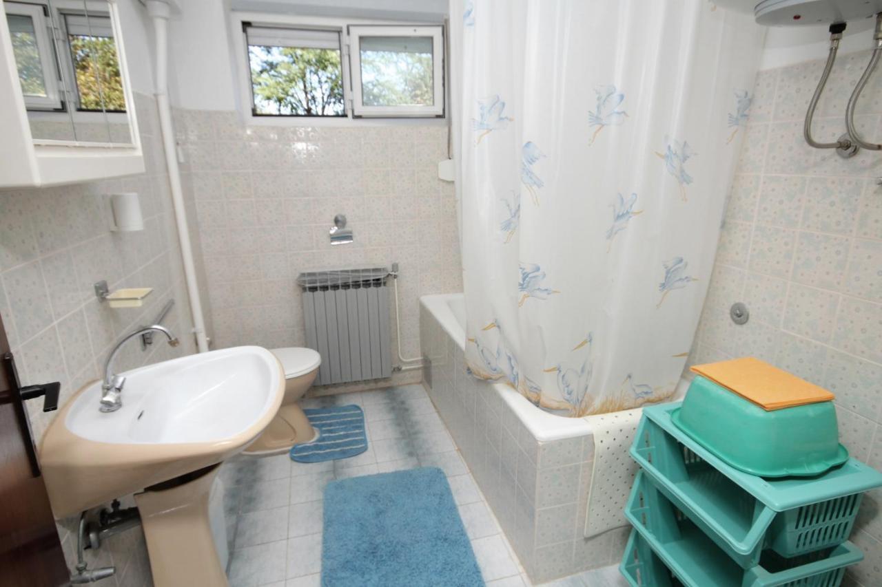 Apartments For Families With Children Privlaka, Zadar - 5747 Esterno foto